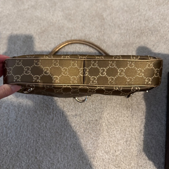 Gucci Purse, Shoes & Wallet - Picture 6 of 12